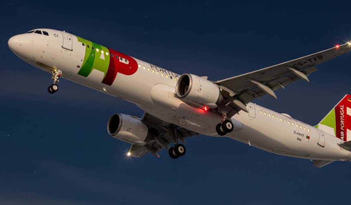 Avião da TAP atingido por relâmpago