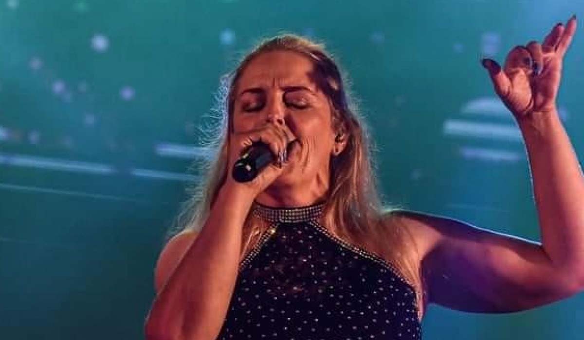 Partiu a cantora Carla Oliveira aos 44 anos